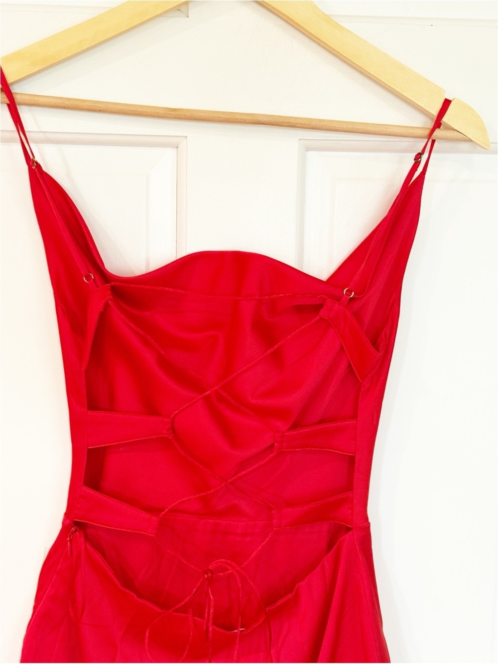 MESHKI Red Satin Lace-Up Back Mini Dress – Size Small - Picture 5 of 6